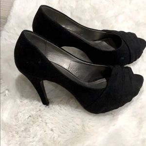 Kelly & Katie black suede heels size 8